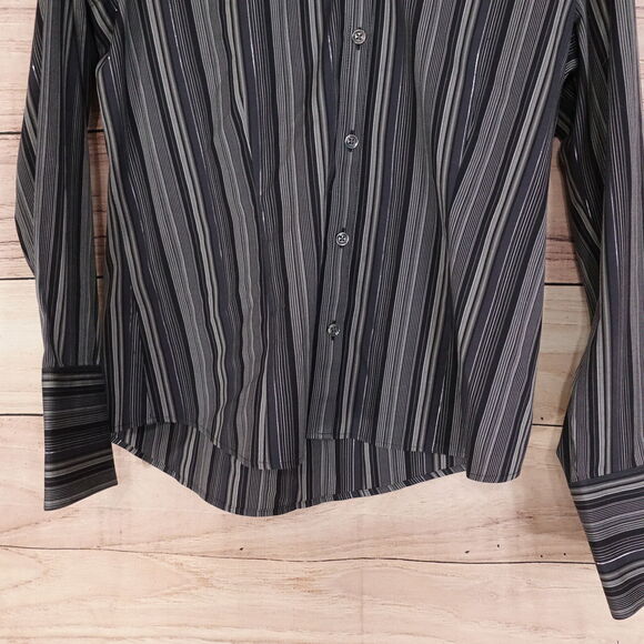 EDDIE BAUER STRETCH WRINKLE RESISTANT GREY STRIPED METALLIC BUTTON UP WOMENS M - Picture 3 of 6